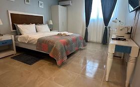 Noe Hotel One Bedroom #3